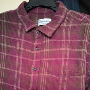 No Boundaries Men's Casual Plaid Shirt - Burgundy